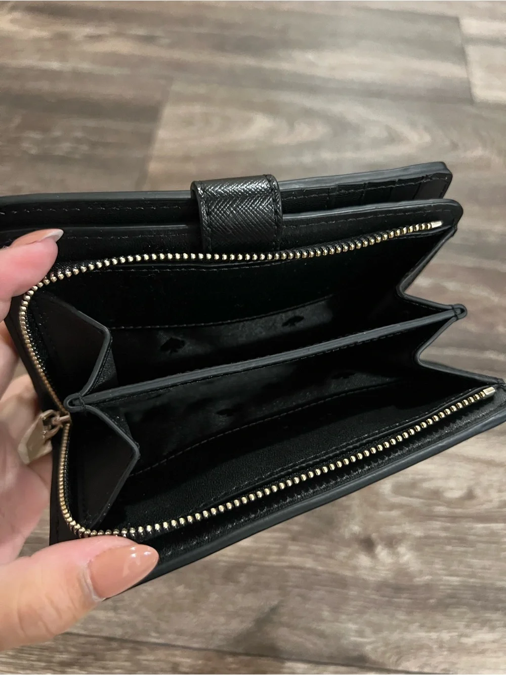 kate spade Staci Colorblock Black and Cream Medium Compact Bifold Wallet